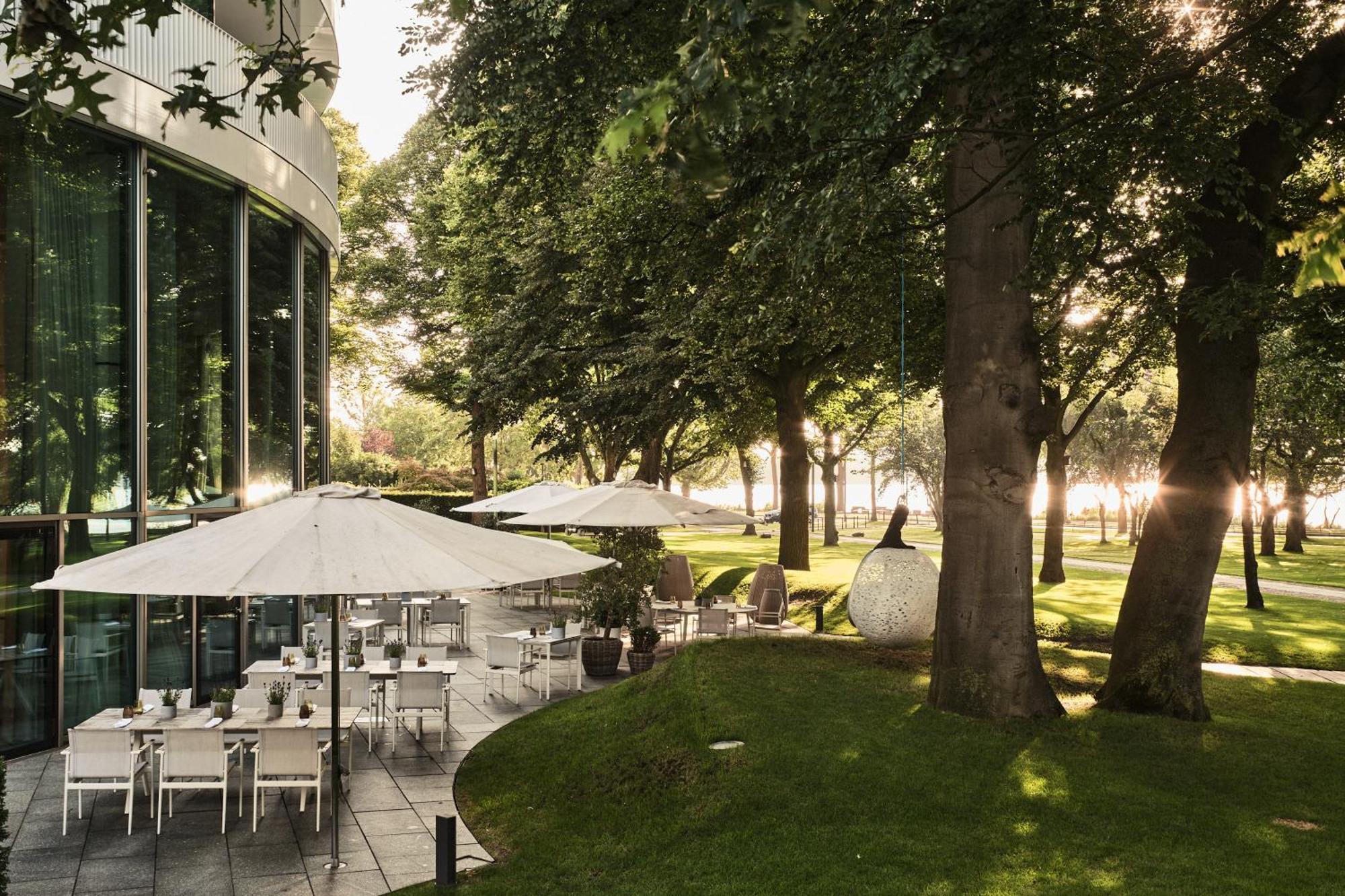 The Fontenay Хамбург Екстериор снимка The park