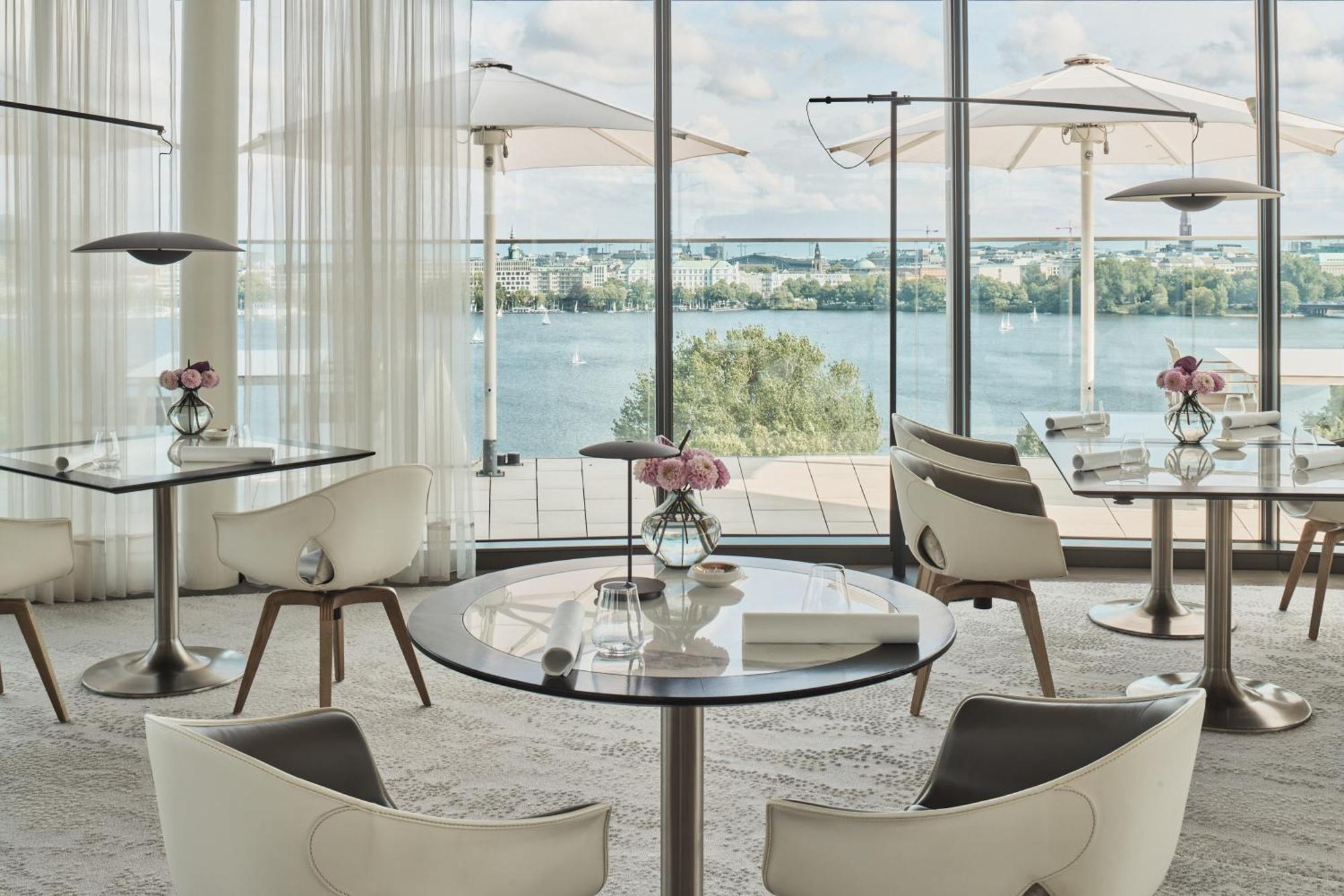 The Fontenay Хамбург Екстериор снимка The Terrace